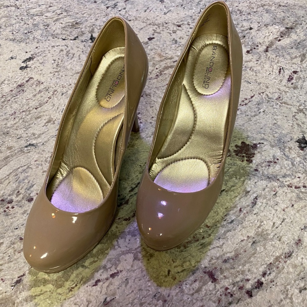 Bandolino Nude Pumps size 8 1/2